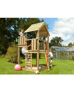 Jungle Palace | Stelzenhaus mit Feuerwehrstange